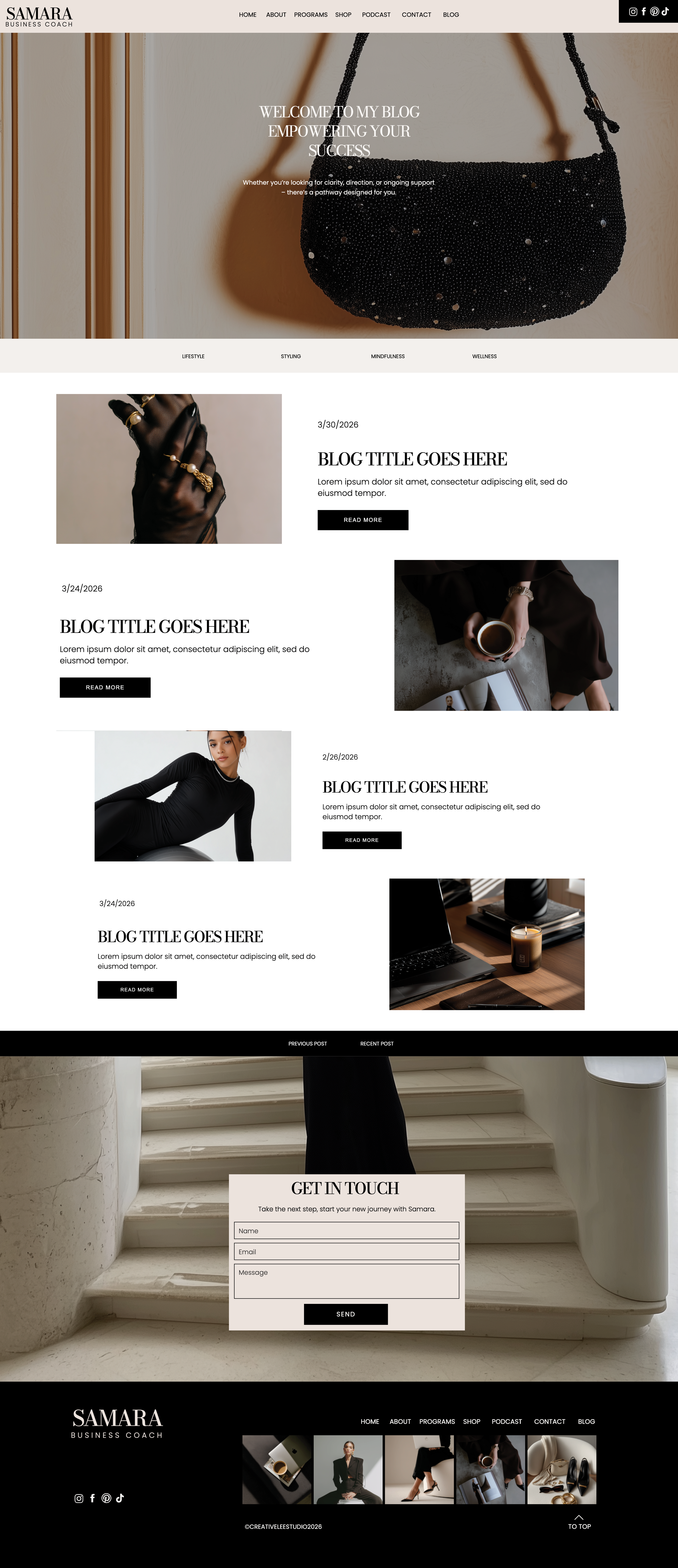 Showit business coach website template. Blog Page with a ivory, black and white theme.background